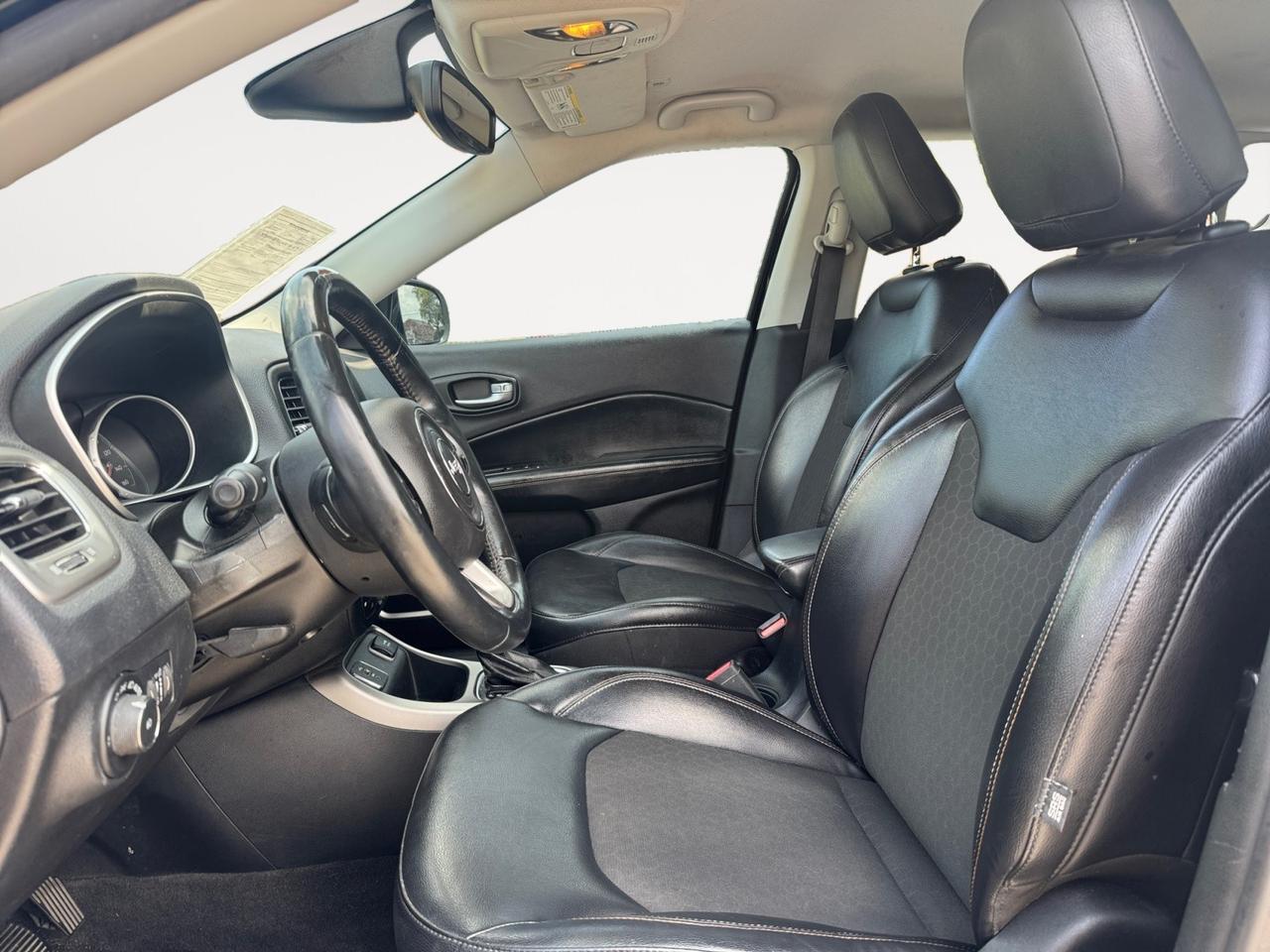 2018 Jeep Compass LATITUDE, POWER DRIVER SEAT, APPLE CAR PLAY, ANDROID AUTO, BLUETOOTH, ROOF RACKS, REMOTE START, KEYLESS ENTRY & START, CLEAN CARFAX, THE DEAL YOU HAVE BEEN WAITING FOR IS RIGHT HERE!!! Norfolk VA
