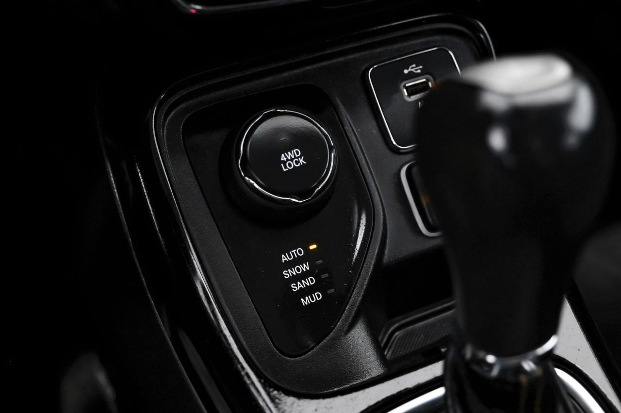 2018 Jeep Compass LIMITED 4WD NAVIGATION LEATHER HEATED SEATS REAR CAMERA KEYLESS Carrollton TX