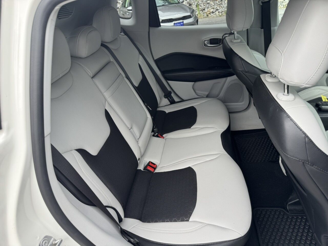 2018 Jeep Compass Latitude Charlton MA