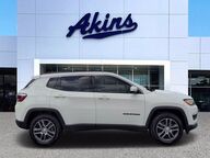2018 Jeep Compass Latitude w/Sun/Wheel Pkg Winder GA 2018 Jeep Compass Latitude w/Sun/Wheel Pkg Winder GA