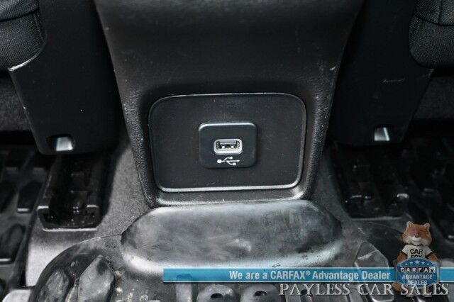 2018 Jeep Compass Sport / 4X4 / 2.4L I4 / 6-Spd Manual / Premium Cloth Seats / Bluetooth / USB & AUX Input / Back Up Camera / Push Button Start / Air Conditioning / Cruise Control / Tow Pkg / New Tires / 31 MPG Anchorage AK
