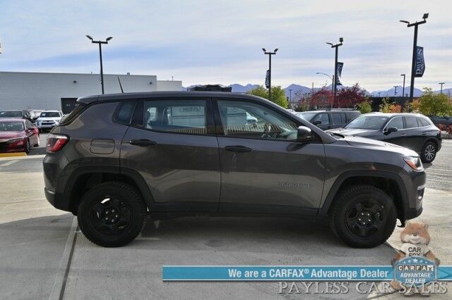 2018 Jeep Compass Sport / 4X4 / 2.4L I4 / 6-Spd Manual / Premium Cloth Seats / Bluetooth / USB & AUX Input / Back Up Camera / Push Button Start / Air Conditioning / Cruise Control / Tow Pkg / New Tires / 31 MPG Anchorage AK