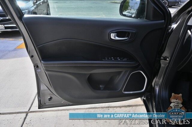 2018 Jeep Compass Sport / 4X4 / 2.4L I4 / 6-Spd Manual / Premium Cloth Seats / Bluetooth / USB & AUX Input / Back Up Camera / Push Button Start / Air Conditioning / Cruise Control / Tow Pkg / New Tires / 31 MPG Anchorage AK