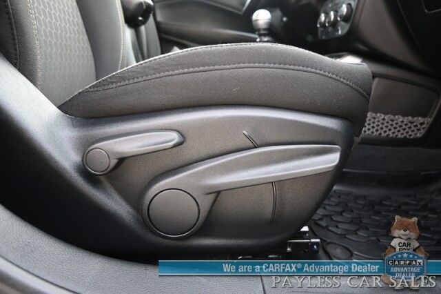2018 Jeep Compass Sport / 4X4 / 2.4L I4 / 6-Spd Manual / Premium Cloth Seats / Bluetooth / USB & AUX Input / Back Up Camera / Push Button Start / Air Conditioning / Cruise Control / Tow Pkg / New Tires / 31 MPG Anchorage AK