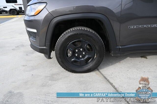2018 Jeep Compass Sport / 4X4 / 2.4L I4 / 6-Spd Manual / Premium Cloth Seats / Bluetooth / USB & AUX Input / Back Up Camera / Push Button Start / Air Conditioning / Cruise Control / Tow Pkg / New Tires / 31 MPG Anchorage AK