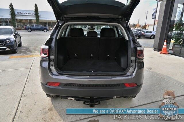 2018 Jeep Compass Sport / 4X4 / 2.4L I4 / 6-Spd Manual / Premium Cloth Seats / Bluetooth / USB & AUX Input / Back Up Camera / Push Button Start / Air Conditioning / Cruise Control / Tow Pkg / New Tires / 31 MPG Anchorage AK