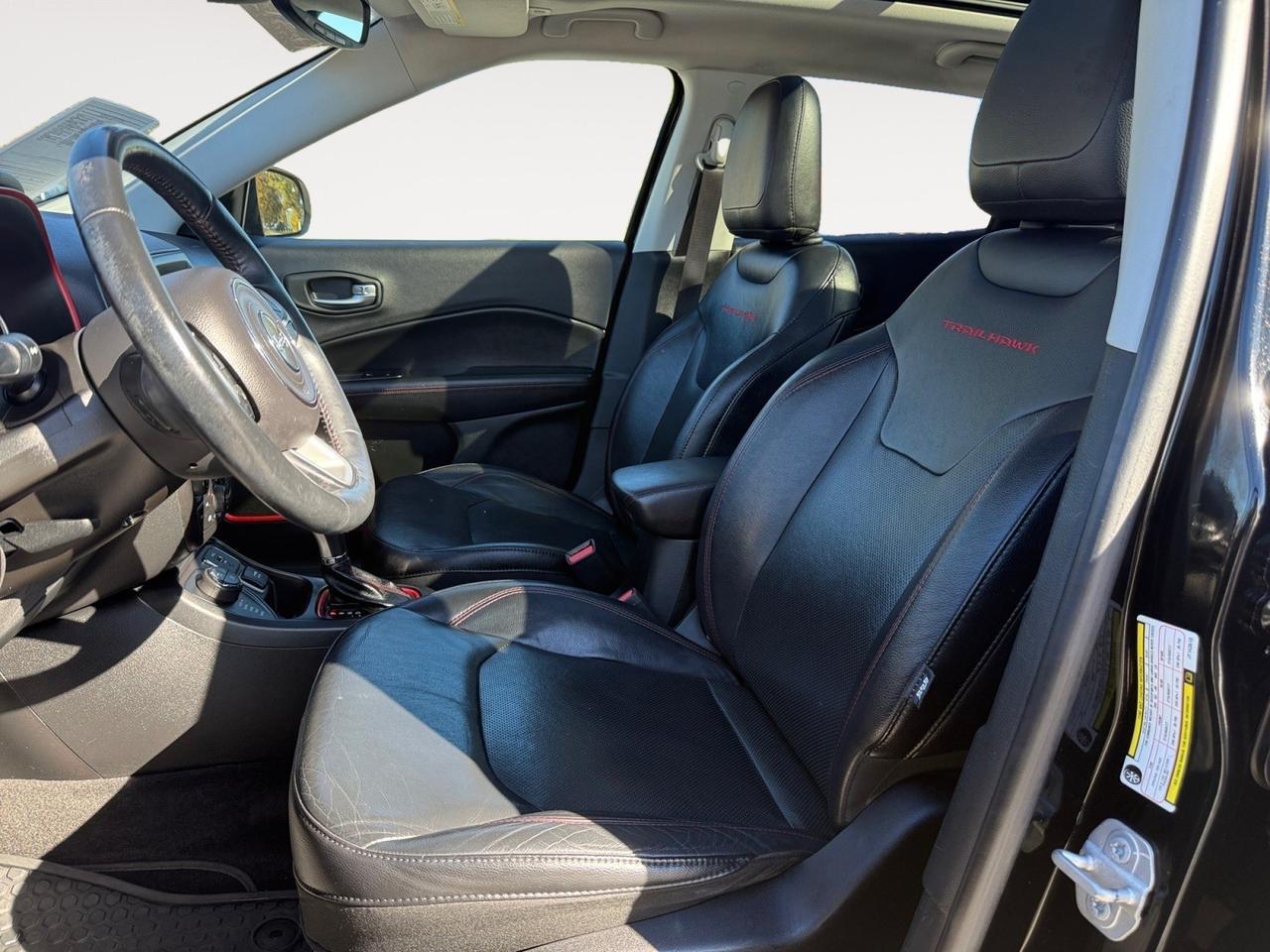 2018 Jeep Compass Trail hawk, RED TOW HOOKS, BACKUP CAMERA, PUSH BUTTON START, APPLE CARPLAY/ANDROID AUTO, HEATED STEERING WHEEL, NAVIGATION, MOONROOF, POWER LIFTGATE, COME AND TEST DRIVE THIS JEEP COMPASS TODAY!