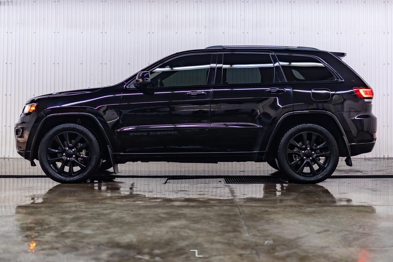 2018 Jeep Grand Cherokee 4x4 Altitude IV Leather Nav Bcam Red Deer AB