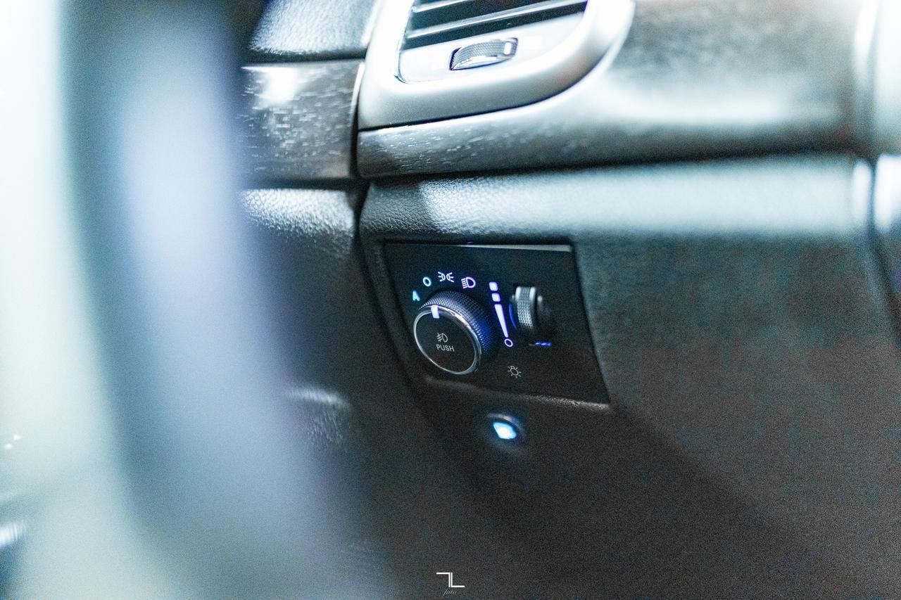 2018 Jeep Grand Cherokee 4x4 Altitude IV Leather Nav Bcam Red Deer AB