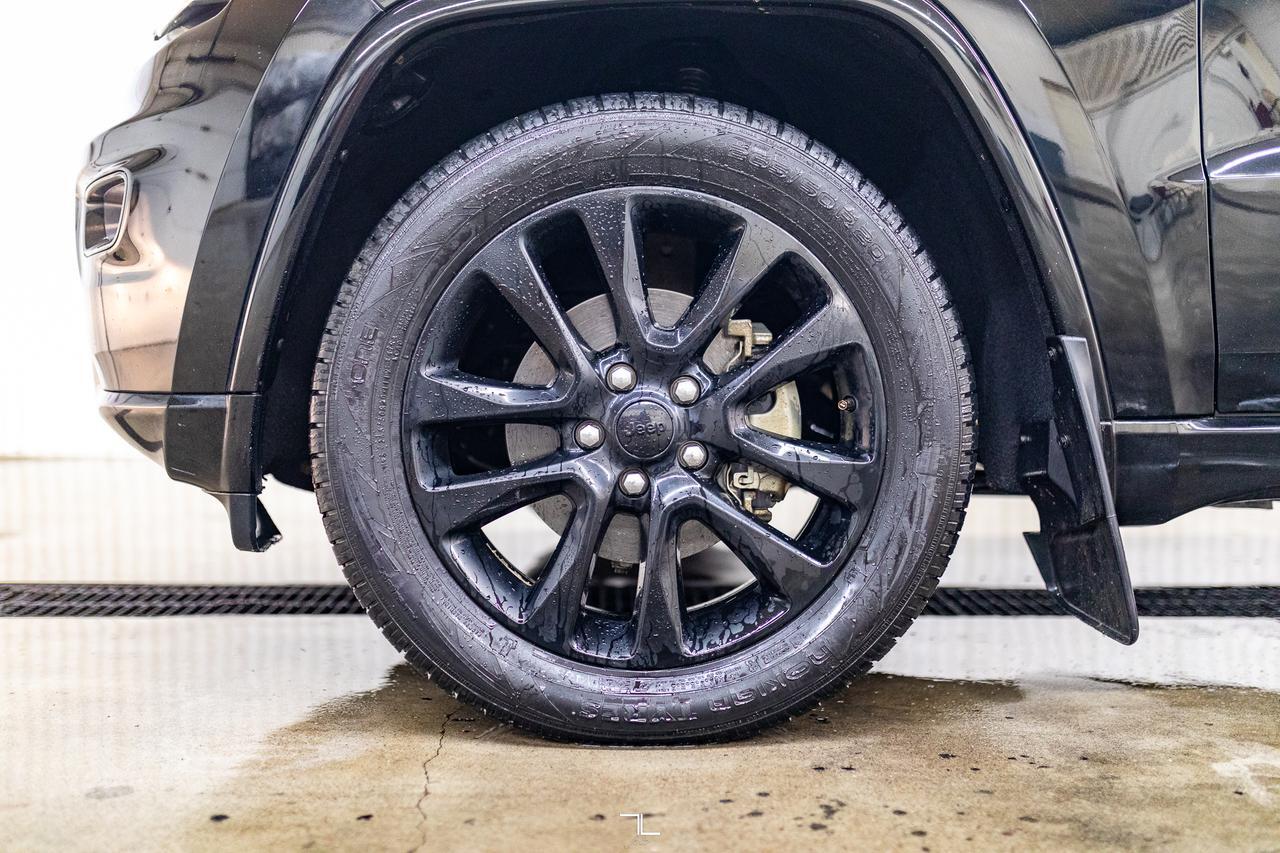 2018 Jeep Grand Cherokee 4x4 Altitude IV Leather Nav Bcam Red Deer AB