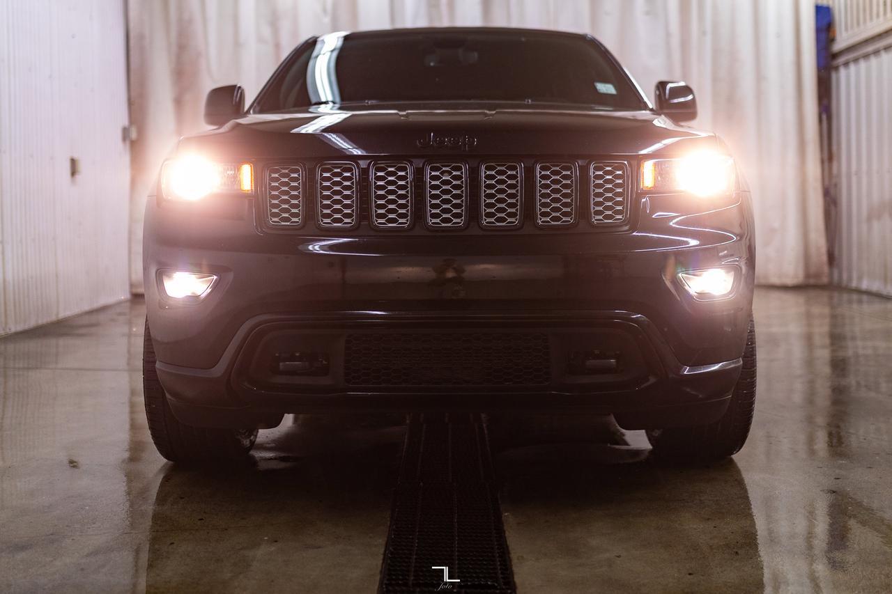 2018 Jeep Grand Cherokee 4x4 Altitude IV Leather Nav Bcam Red Deer AB