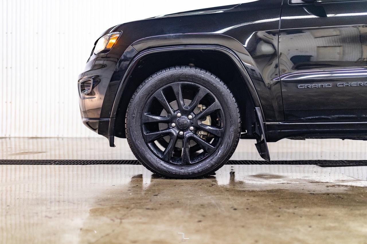 2018 Jeep Grand Cherokee 4x4 Altitude IV Leather Nav Bcam Red Deer AB