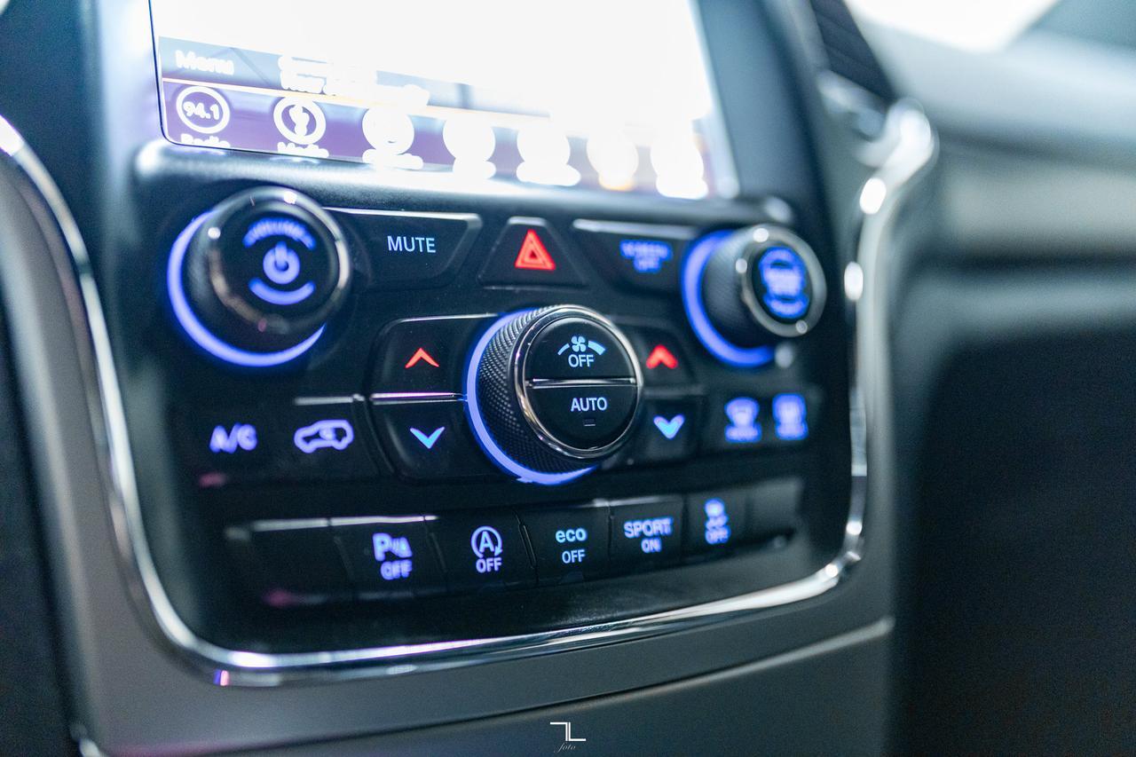 2018 Jeep Grand Cherokee 4x4 Altitude IV Leather Nav Bcam Red Deer AB