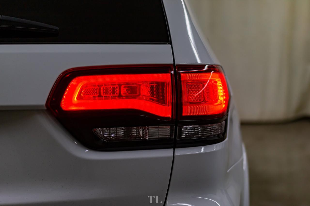 2018 Jeep Grand Cherokee 4x4 Altitude IV Roof Nav BCam Red Deer AB