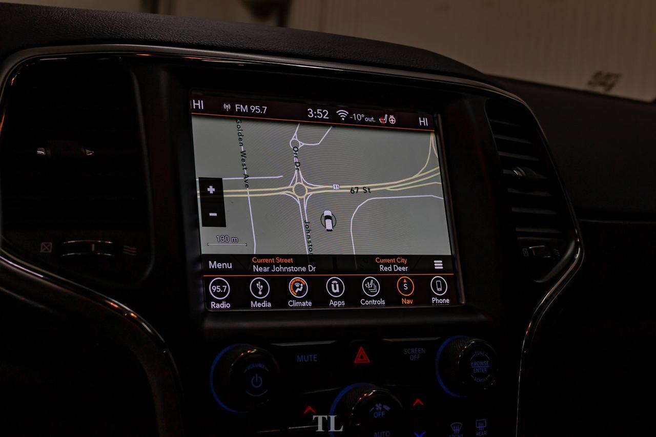 2018 Jeep Grand Cherokee 4x4 Altitude IV Roof Nav BCam Red Deer AB