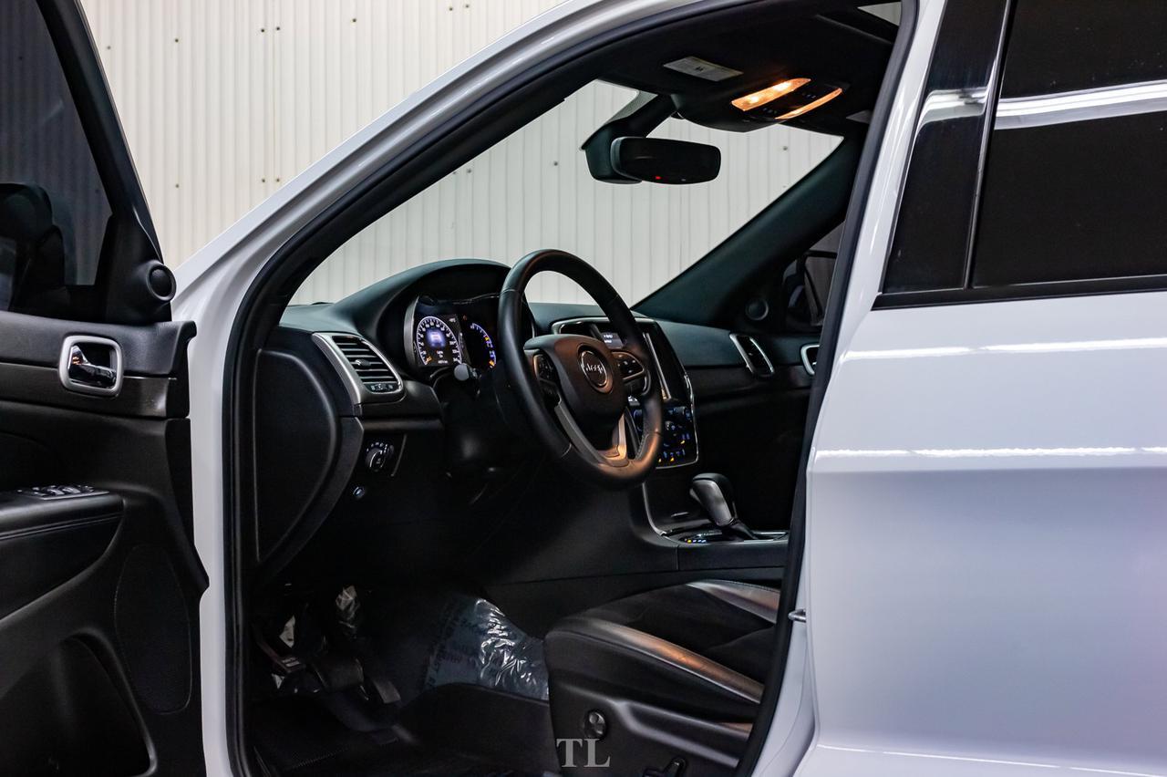 2018 Jeep Grand Cherokee 4x4 Altitude IV Roof Nav BCam Red Deer AB