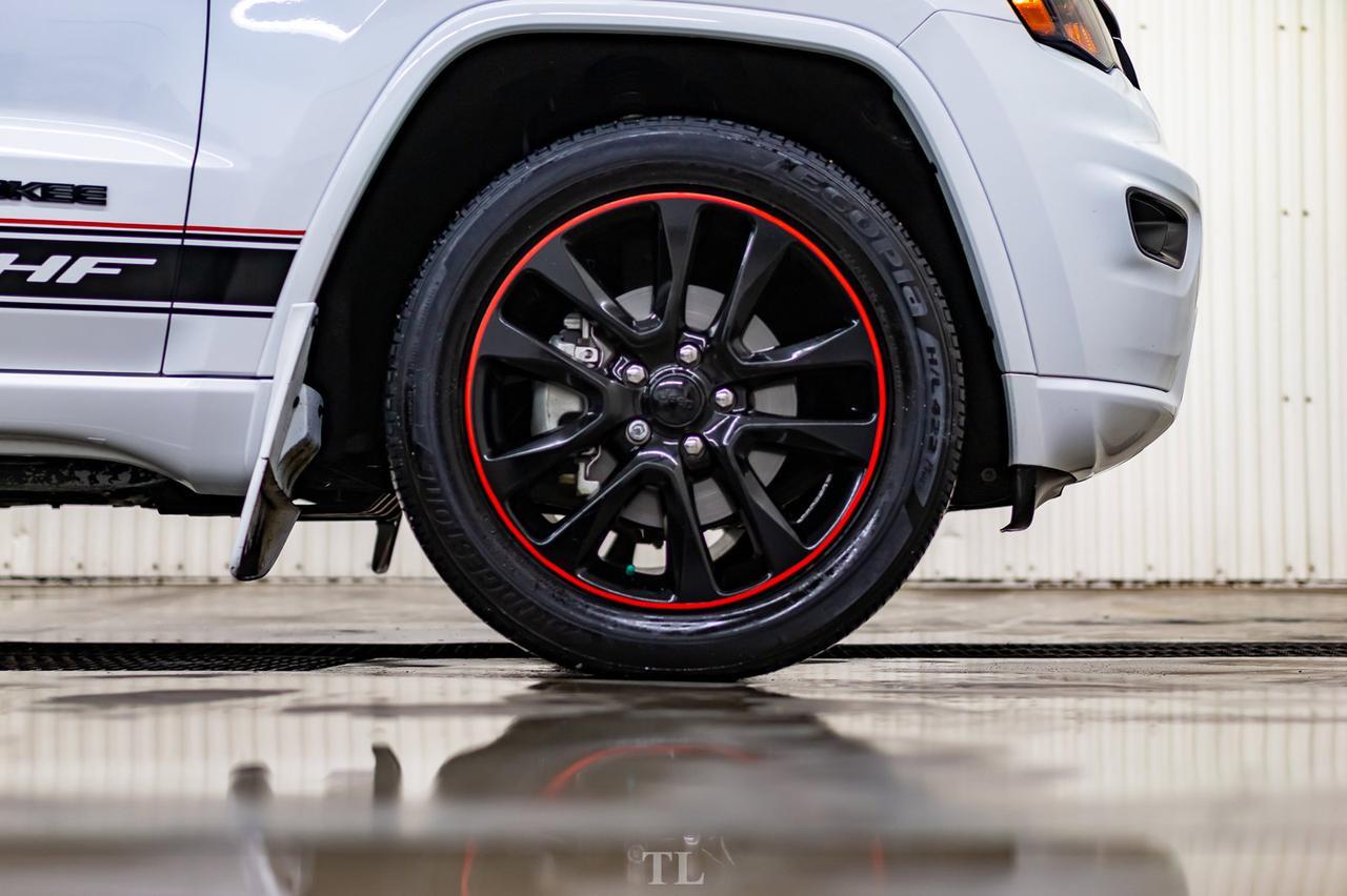 2018 Jeep Grand Cherokee 4x4 Altitude IV Roof Nav BCam Red Deer AB