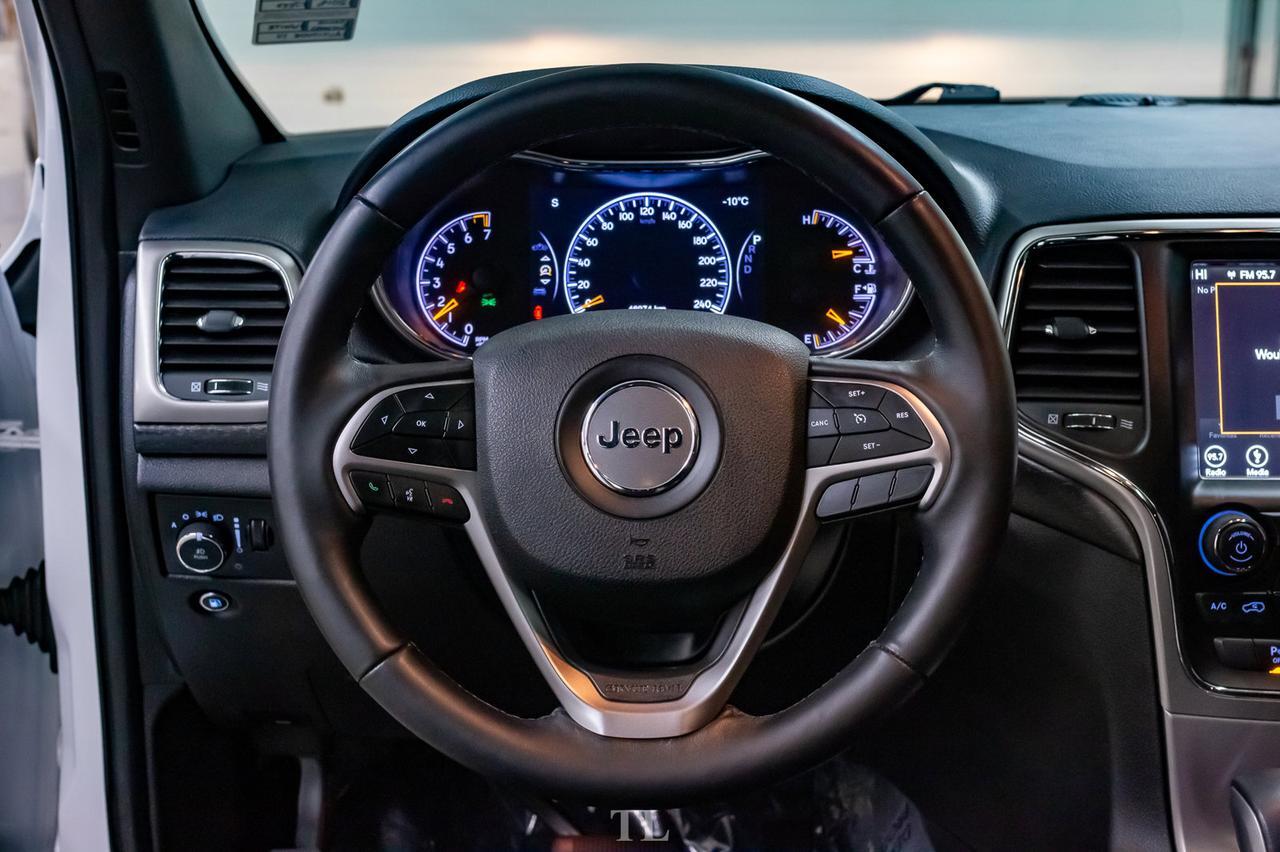 2018 Jeep Grand Cherokee 4x4 Altitude IV Roof Nav BCam Red Deer AB