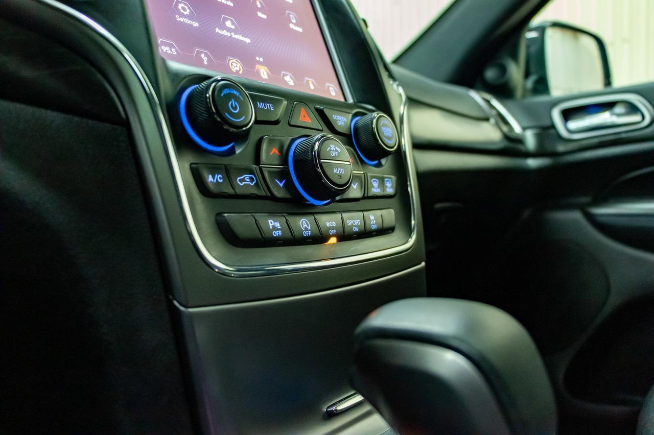 2018 Jeep Grand Cherokee 4x4 Altitude Leather Roof Nav Red Deer AB