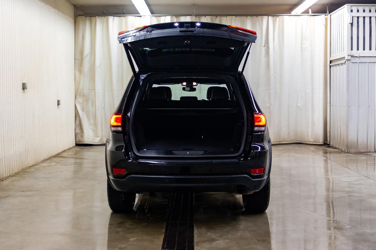 2018 Jeep Grand Cherokee 4x4 Altitude Leather Roof Nav Red Deer AB