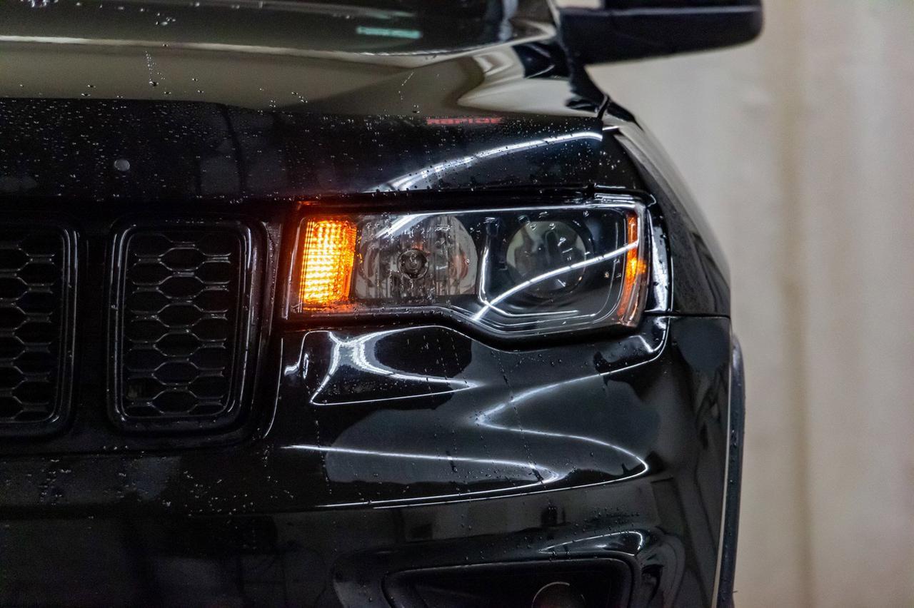 2018 Jeep Grand Cherokee 4x4 Altitude Leather Roof Nav Red Deer AB