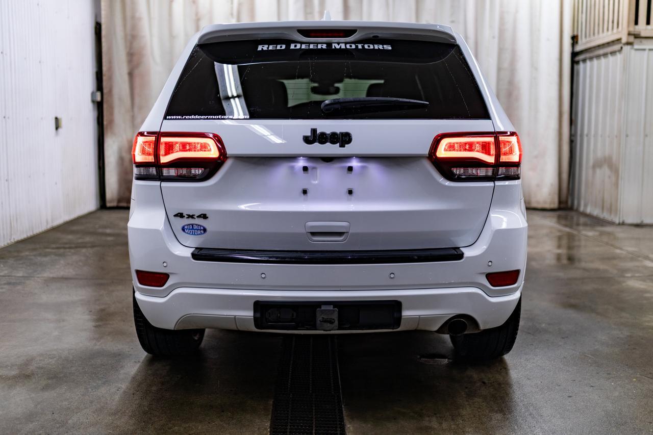2018 Jeep Grand Cherokee 4x4 Laredo Altitude Leather Roof Nav BCam Red Deer AB