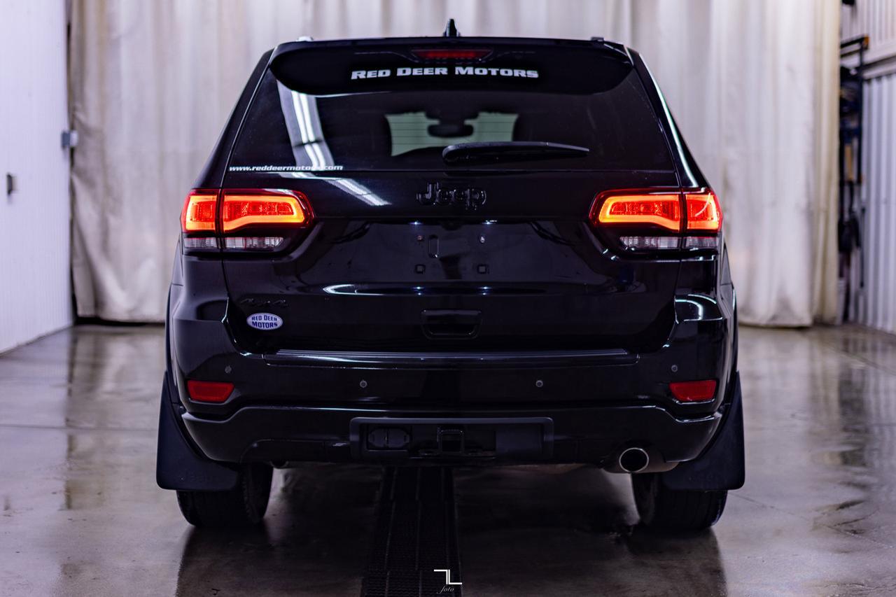 2018 Jeep Grand Cherokee 4x4 Laredo Altitude Leather Roof Nav Red Deer AB