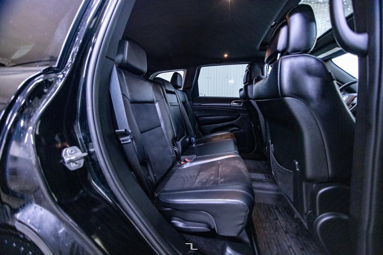 2018 Jeep Grand Cherokee 4x4 Laredo Altitude Leather Roof Nav Red Deer AB