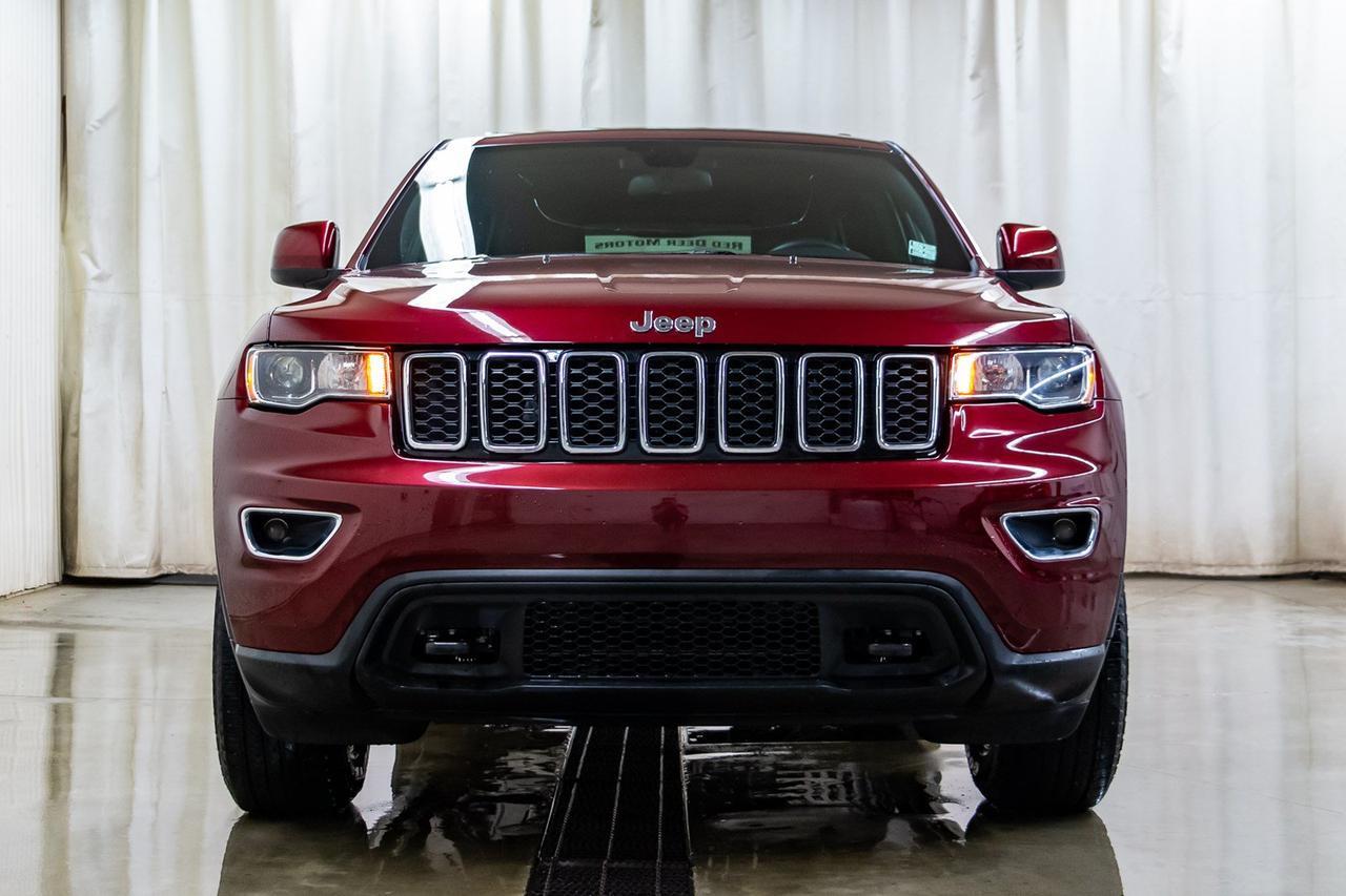 2018 Jeep Grand Cherokee 4x4 Laredo BCam Red Deer AB
