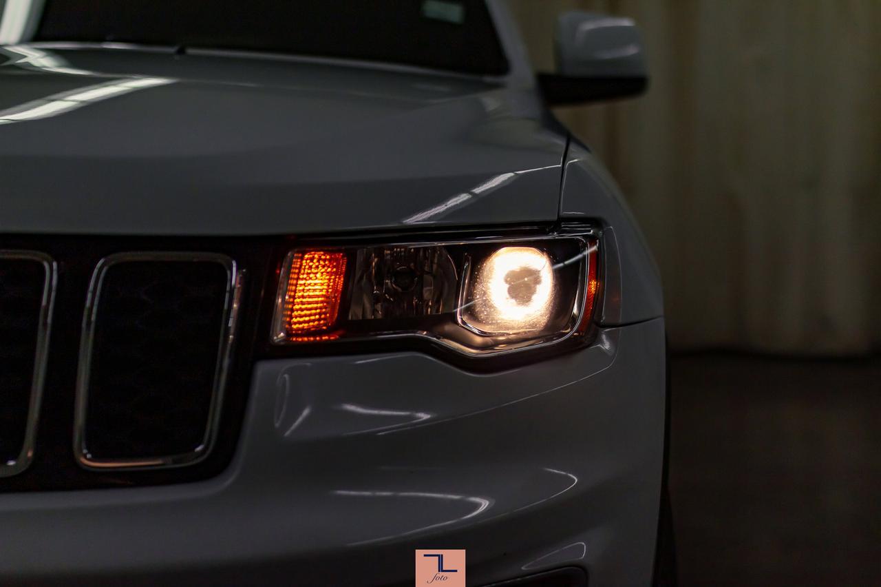 2018 Jeep Grand Cherokee 4x4 Laredo BCam Red Deer AB