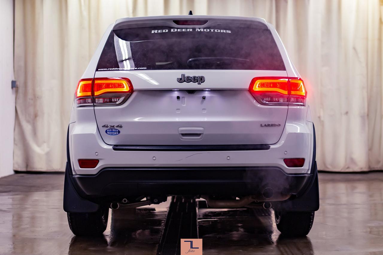 2018 Jeep Grand Cherokee 4x4 Laredo BCam Red Deer AB