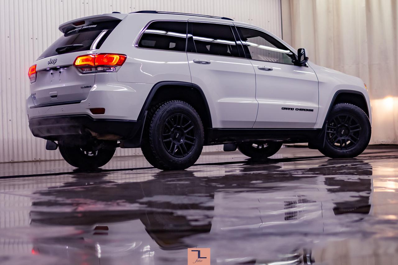 2018 Jeep Grand Cherokee 4x4 Laredo BCam Red Deer AB