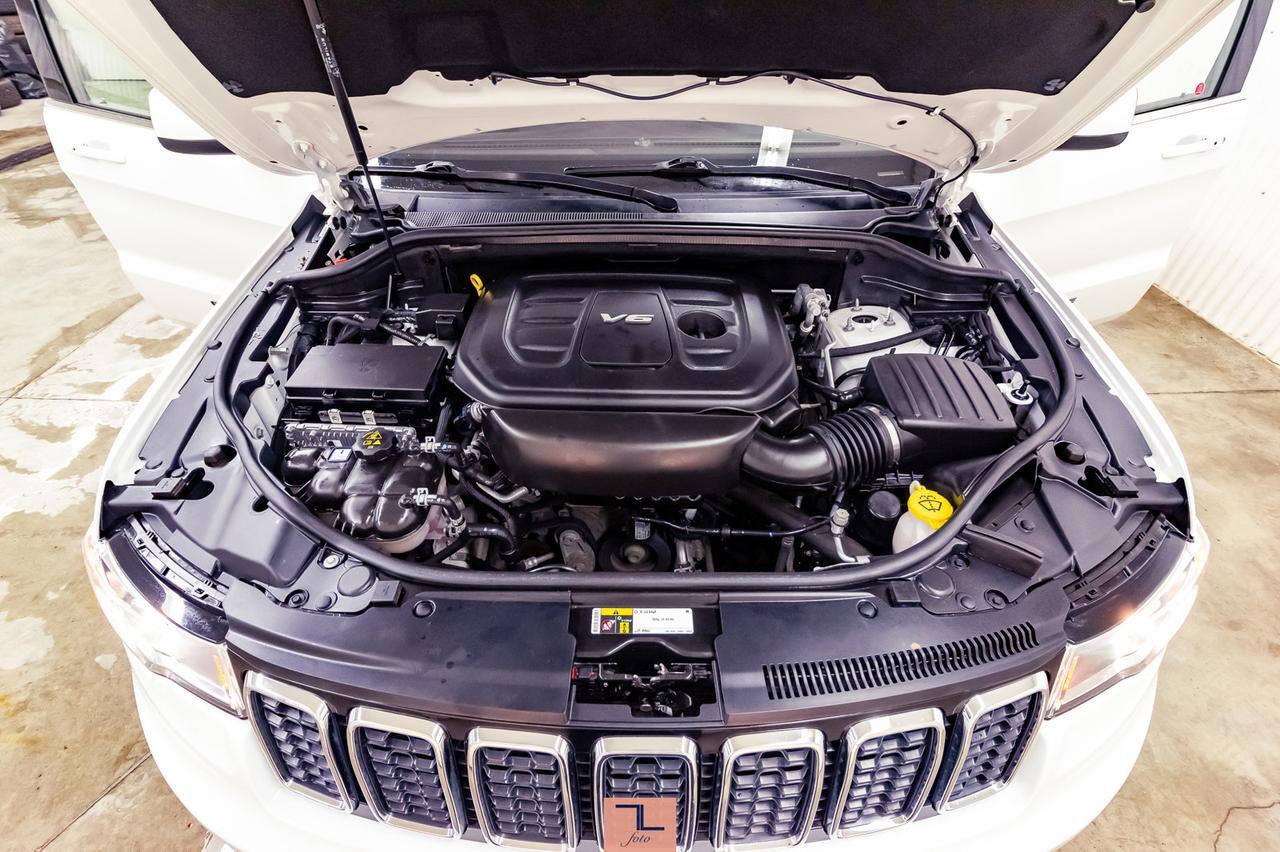 2018 Jeep Grand Cherokee 4x4 Laredo BCam Red Deer AB