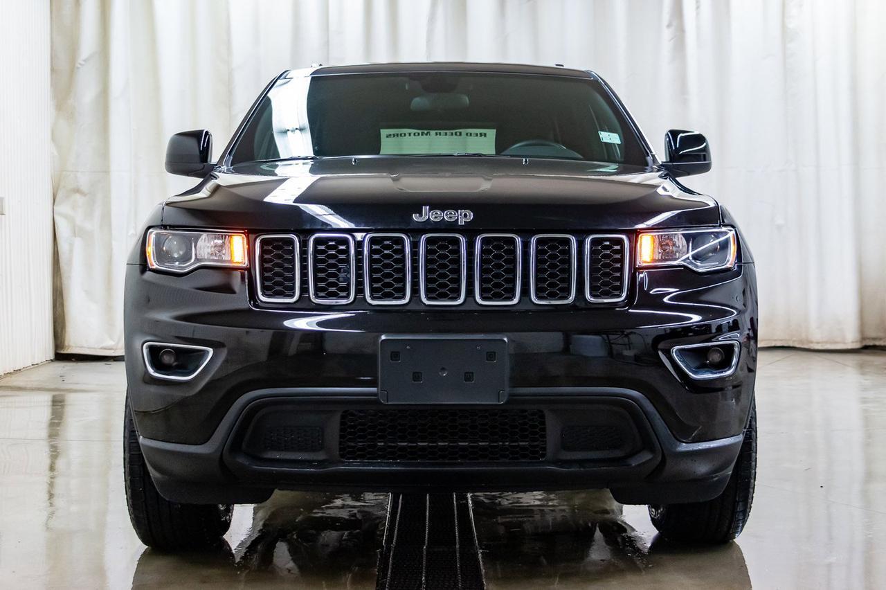 2018 Jeep Grand Cherokee 4x4 Laredo BCam Red Deer AB