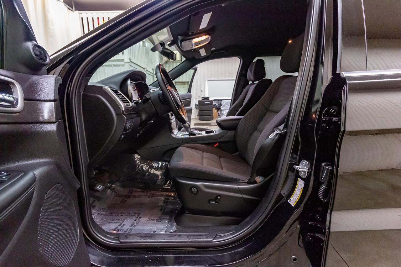 2018 Jeep Grand Cherokee 4x4 Laredo BCam Red Deer AB