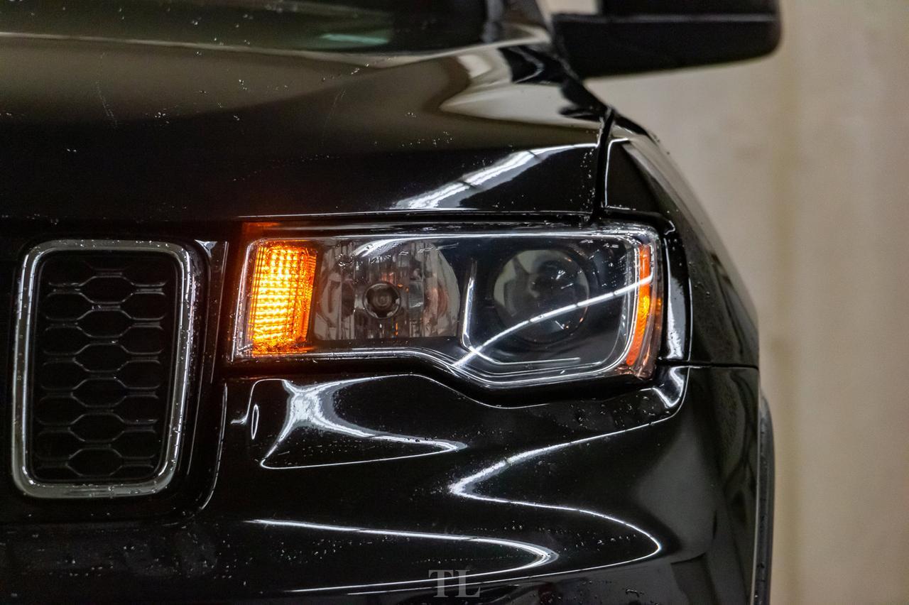 2018 Jeep Grand Cherokee 4x4 Laredo BCam Red Deer AB