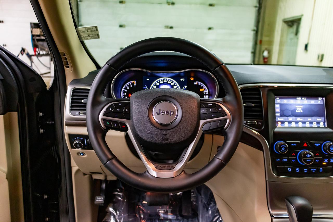 2018 Jeep Grand Cherokee 4x4 Laredo BCam Red Deer AB