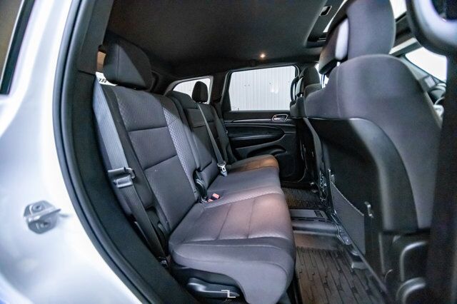 2018 Jeep Grand Cherokee 4x4 Laredo Nav Roof BCam Red Deer AB