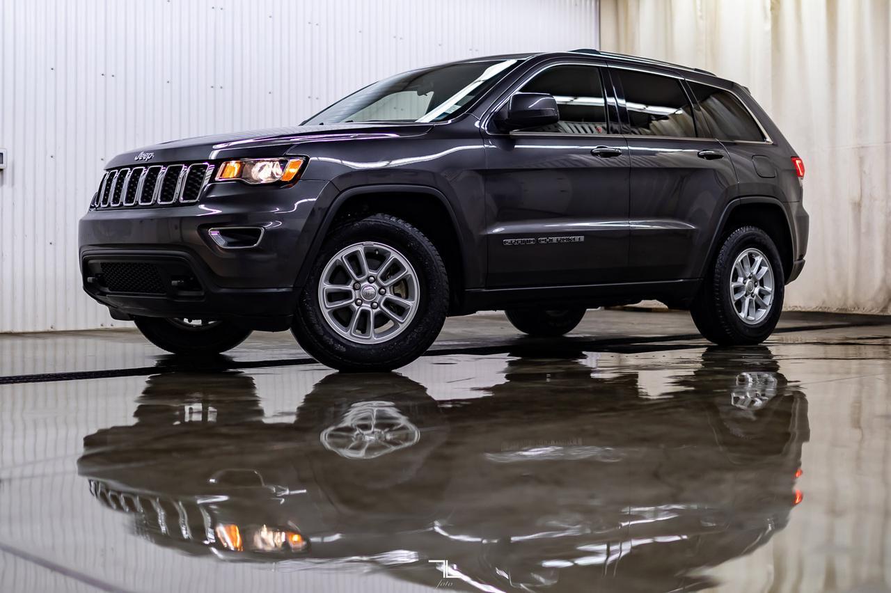 2018 Jeep Grand Cherokee 4x4 Laredo Roof BCam Red Deer AB