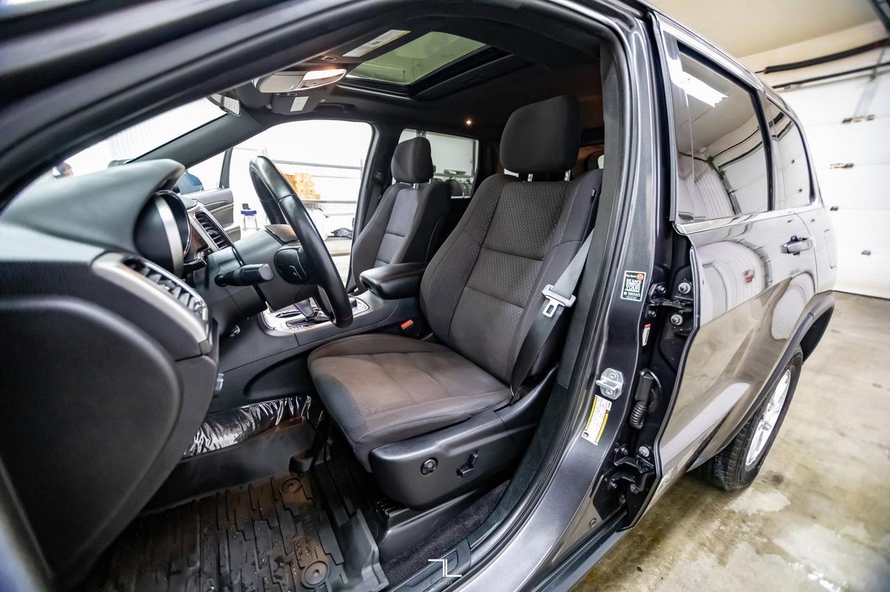 2018 Jeep Grand Cherokee 4x4 Laredo Roof BCam Red Deer AB