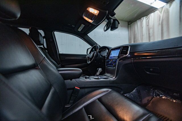 2018 Jeep Grand Cherokee 4x4 Limited Leather Nav BCam Red Deer AB