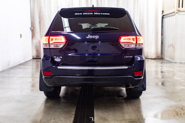 2018 Jeep Grand Cherokee 4x4 Limited Leather Nav BCam Red Deer AB