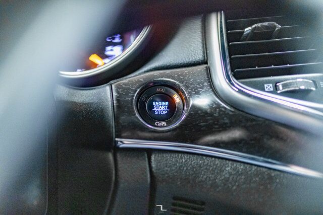 2018 Jeep Grand Cherokee 4x4 Limited Leather Nav BCam Red Deer AB