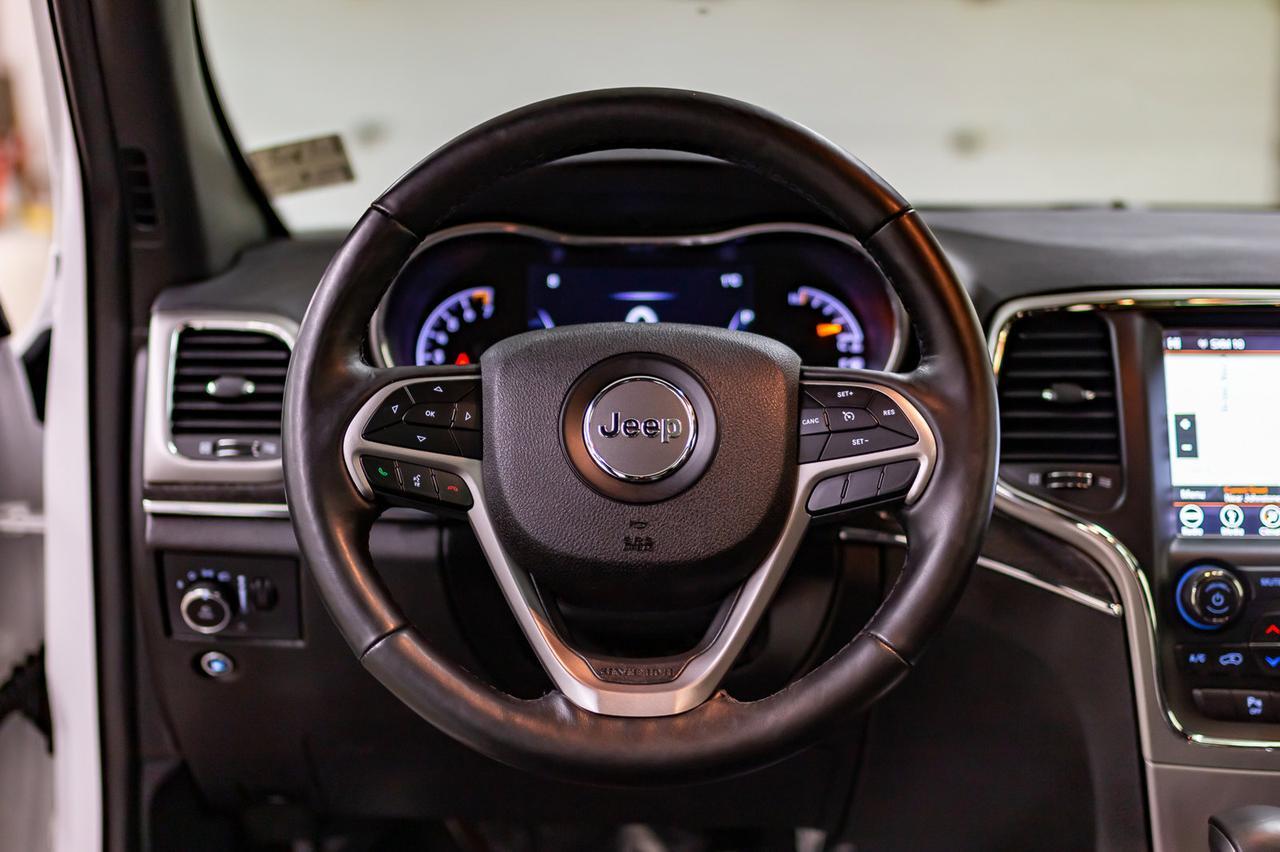 2018 Jeep Grand Cherokee 4x4 Limited Leather Roof Nav BCam Red Deer AB