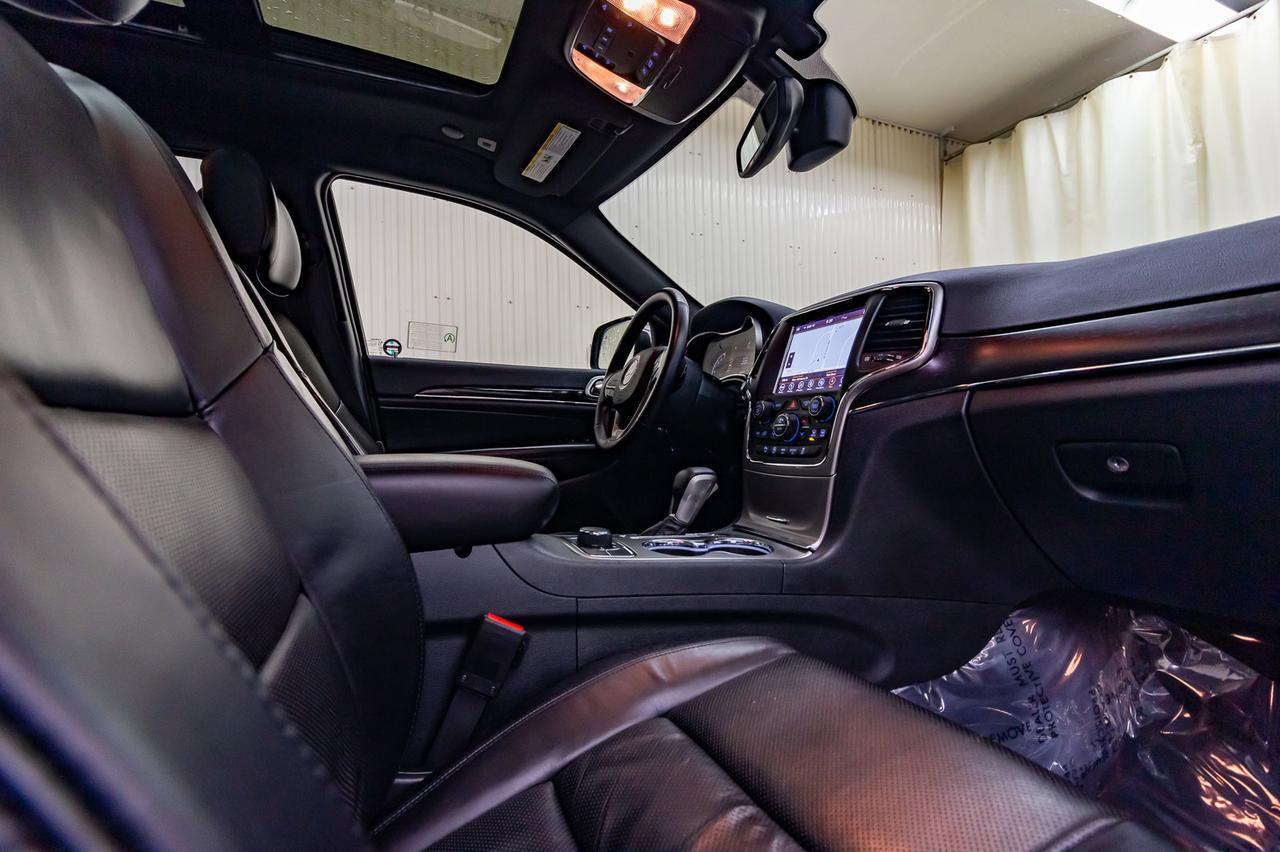2018 Jeep Grand Cherokee 4x4 Limited Leather Roof Nav BCam Red Deer AB