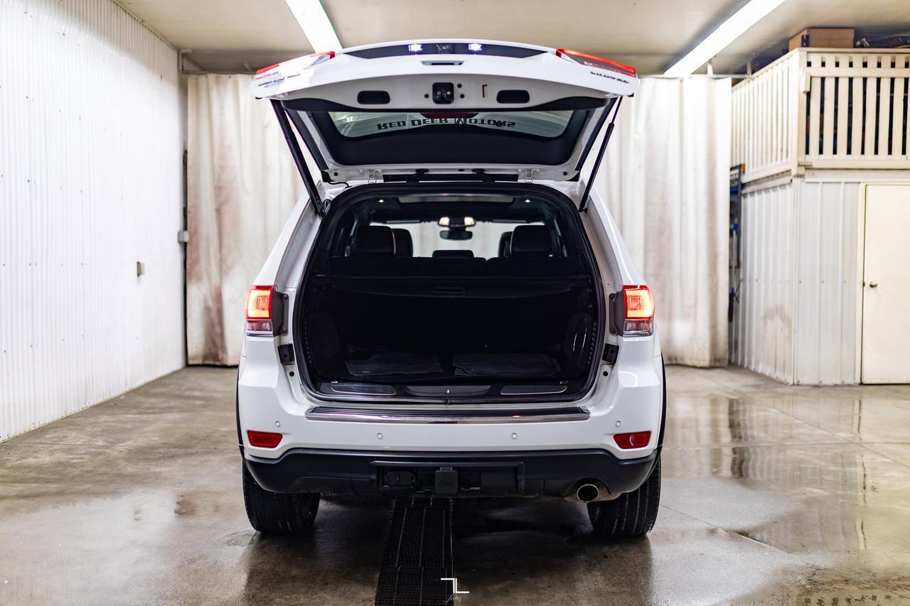 2018 Jeep Grand Cherokee 4x4 Limited Leather Roof Nav BCam Red Deer AB