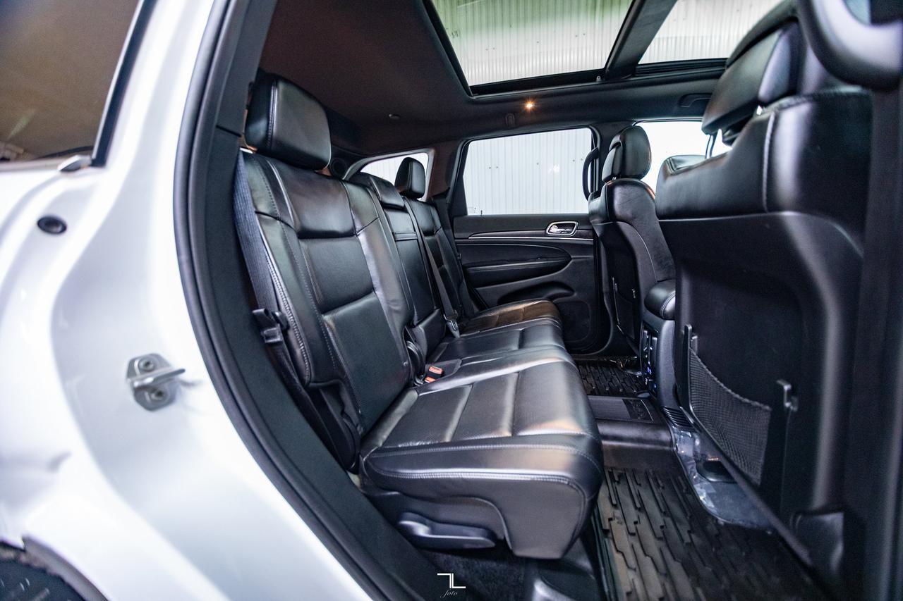 2018 Jeep Grand Cherokee 4x4 Limited Leather Roof Nav BCam Red Deer AB