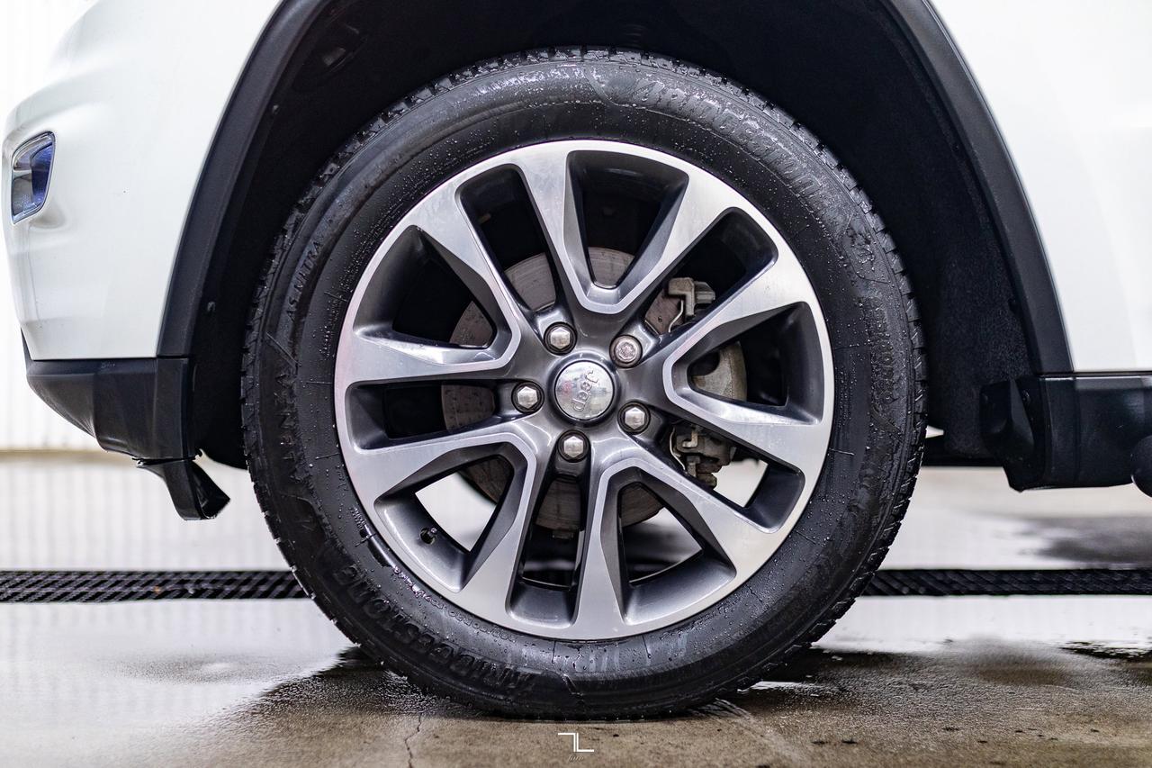 2018 Jeep Grand Cherokee 4x4 Limited Leather Roof Nav BCam Red Deer AB