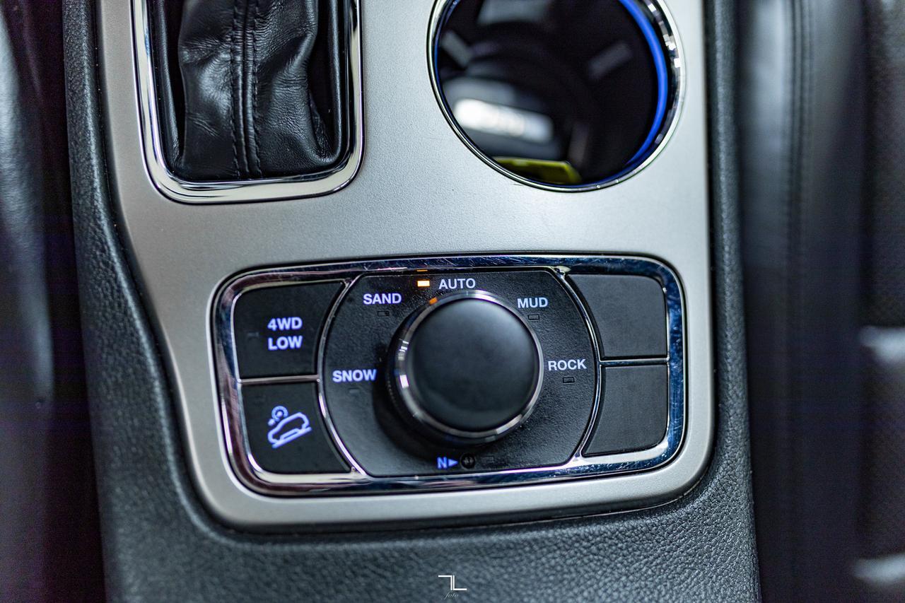 2018 Jeep Grand Cherokee 4x4 Limited Leather Roof Nav BCam Red Deer AB