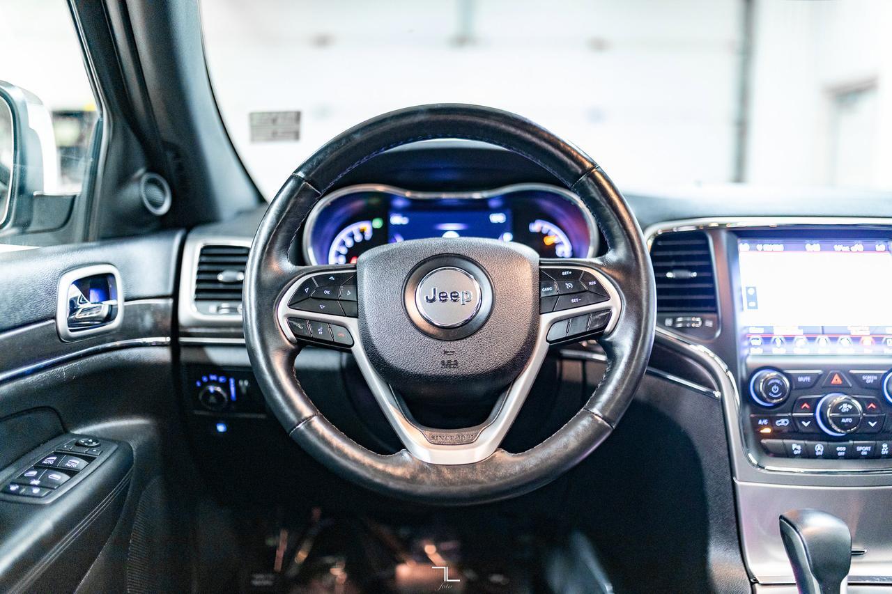 2018 Jeep Grand Cherokee 4x4 Limited Leather Roof Nav BCam Red Deer AB